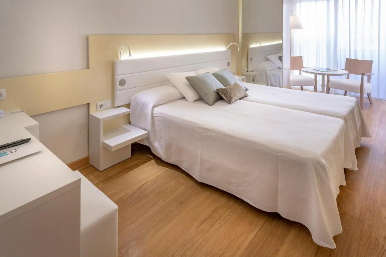 Monica Hotel Cambrils