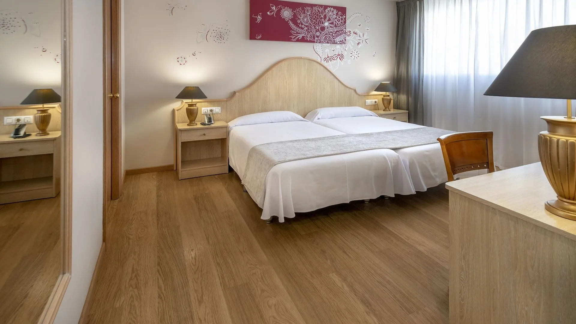 Monica Hotel Cambrils 4*,