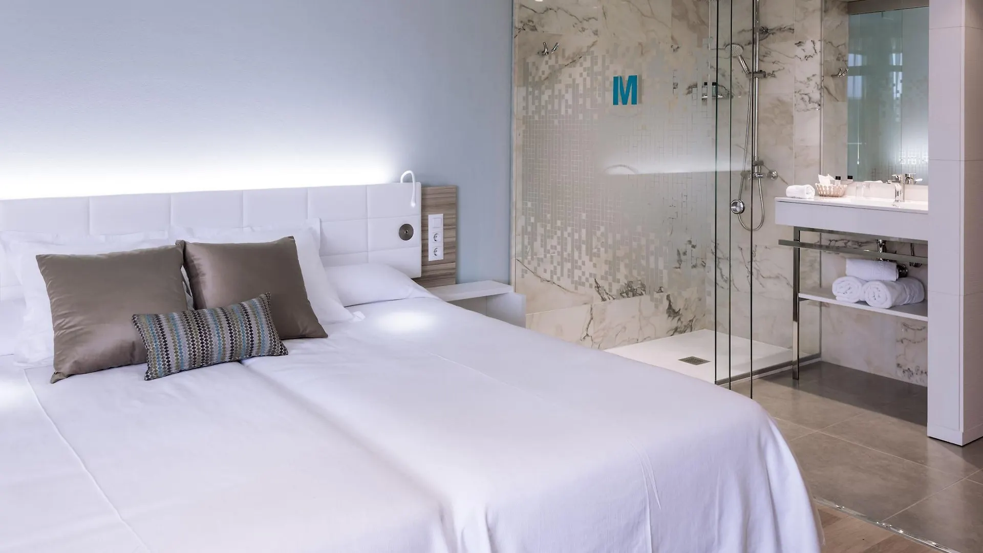Monica Hotel Cambrils