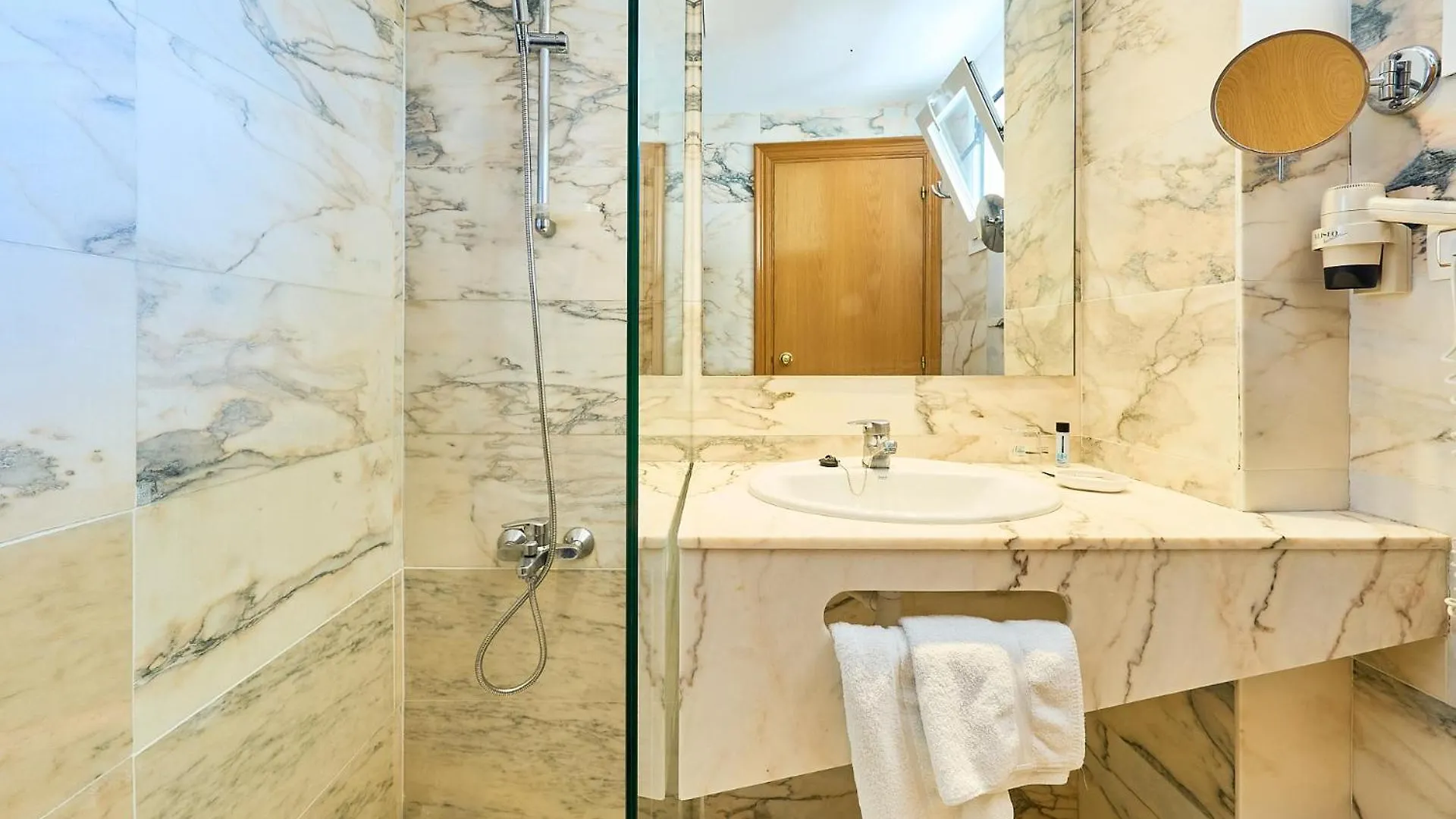 ****  Monica Hotel Cambrils Spanien