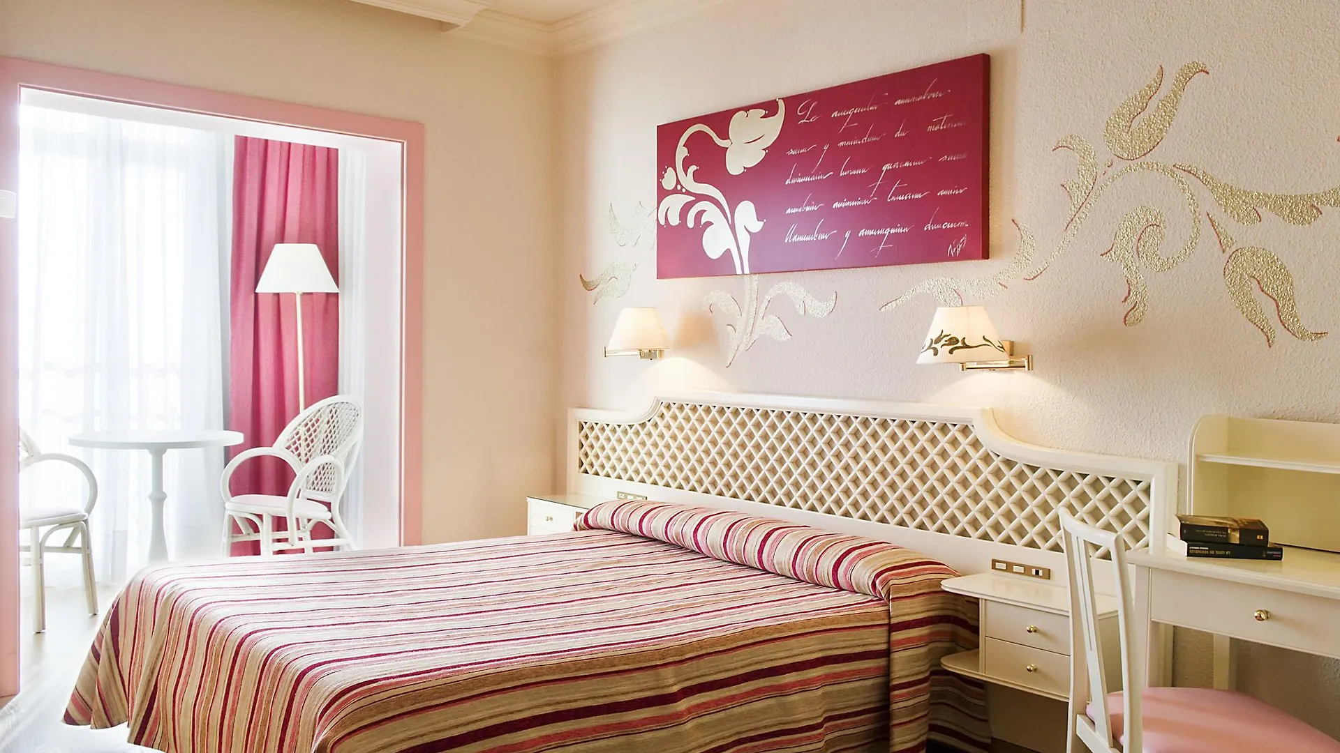 Monica Hotel Cambrils
